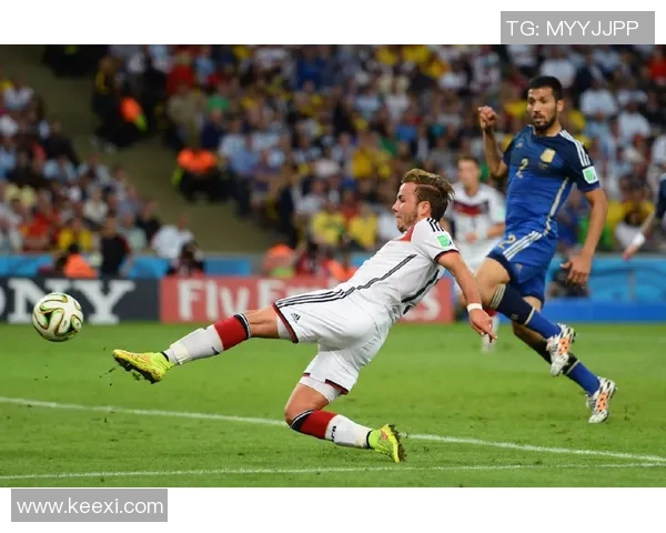 阿根廷与德国比赛中的越位争议分析与战术解读